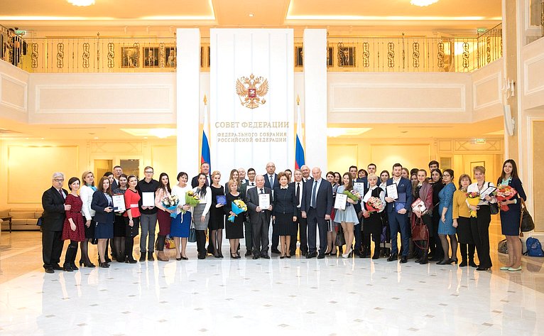В Совете Федерации наградили победителей всероссийских конкурсов «Здоровый университет» и «Будь здоров»