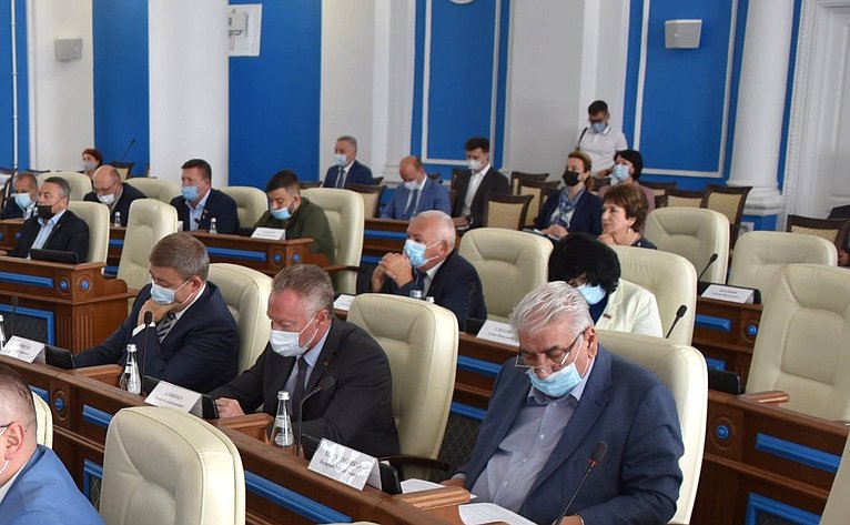 Екатерина Алтабаева приняла участие в первом пленарном заседании осенней сессии Законодательного Собрания города Севастополя