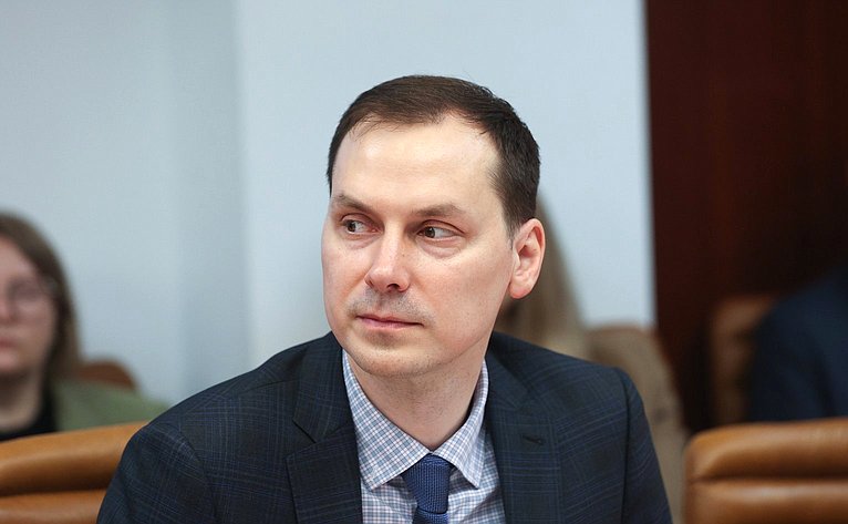 Совещание Комитета Совета Федерации по федеративному устройству, региональной политике, местному самоуправлению и делам Севера совместно с Министерством РФ по развитию Дальнего Востока и Арктики