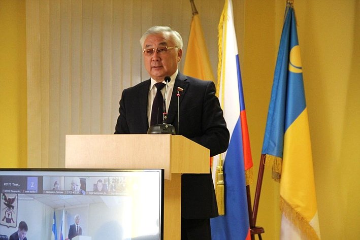 Баир Жамсуев принял участие в итоговом совещании администрации Агинского Бурятского округа