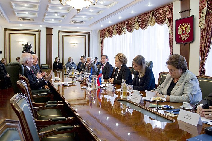 Встреча спикера СФ В. Матвиенко с Председателем Конгресса местных и региональных властей Совета Европы Х. ван Стаа -11