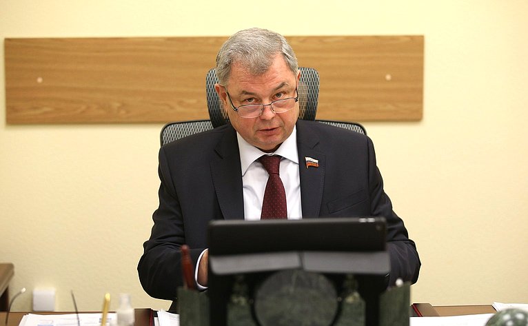 Профильный Комитет СФ рекомендовал одобрить закон, который ...