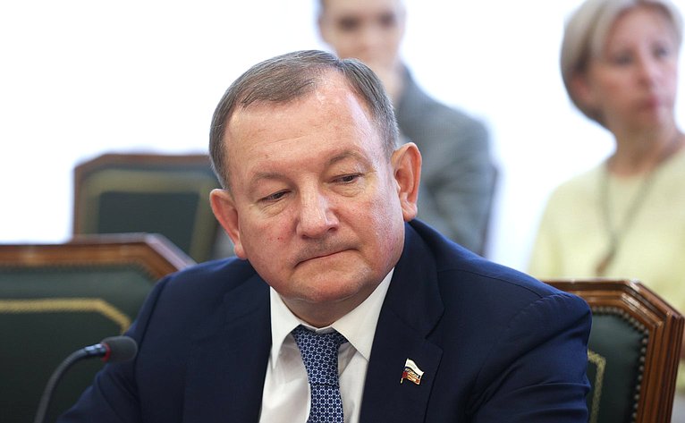 Михаил Борщев