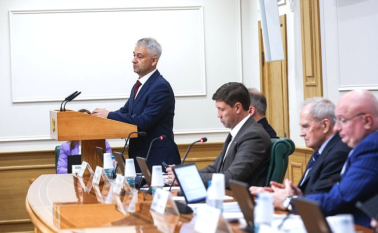 Заседание Комитета Совета Федерации по конституционному законодательству и государственному строительству