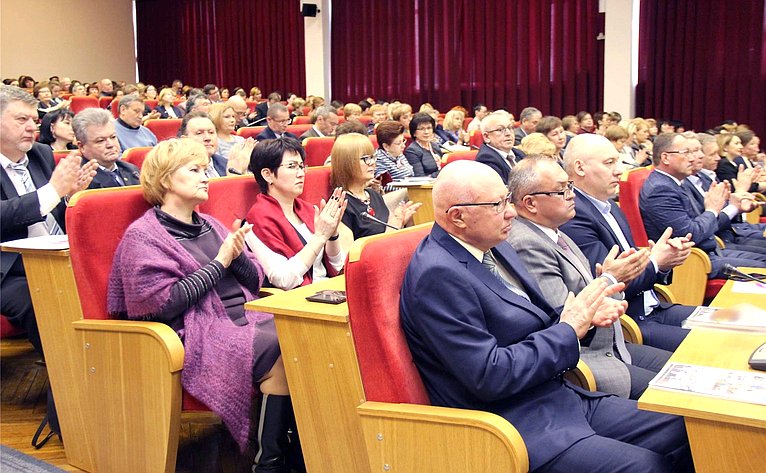 Вадим Николаев принял участие в итоговом заседании расширенной коллегии министерства здравоохранения Чувашии