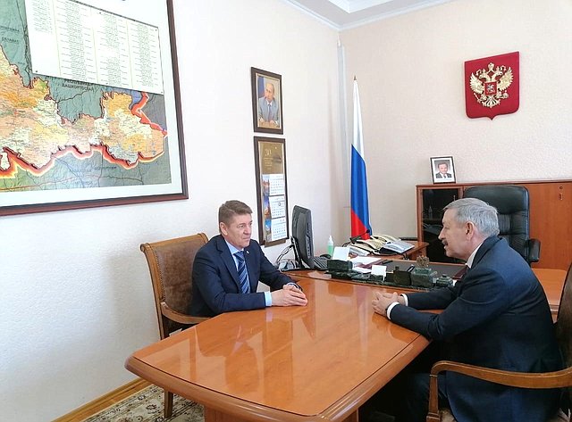Андрей Шевченко провел ряд встреч с представителями региона