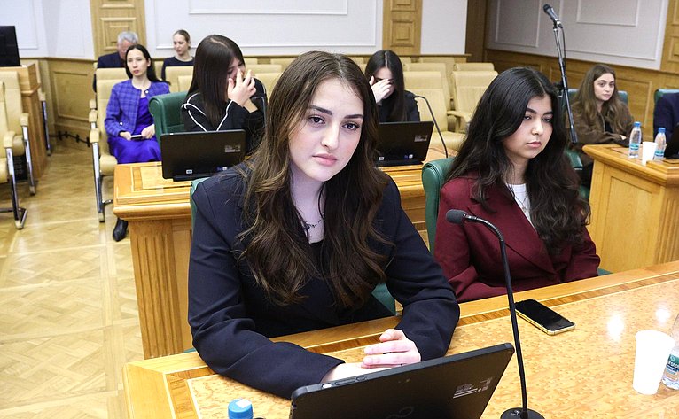 Наталья Никонорова провела встречу с иностранными студентами, проходящими обучение в Российской академии народного хозяйства и государственной службы при Президенте Российской Федерации