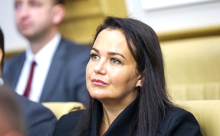Заседание Палаты молодых законодателей при Совете Федерации