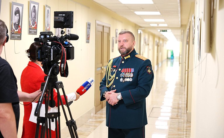 В Совете Федерации в преддверии Дня памяти и скорби состоялось торжественное открытие выставки «Память поколений»