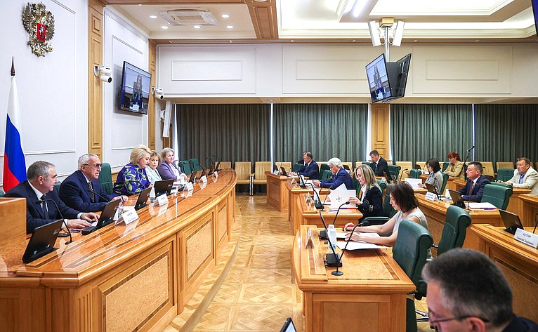 Круглый стол Комитета Совета Федерации по науке, образованию и культуре «Управление интеллектуальной собственностью в организациях, осуществляющих образовательную деятельность по образовательным программам высшего образования»