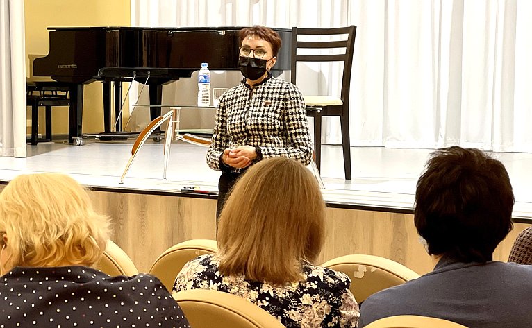 Татьяна Кусайко встретилась с членами женсоветов ЗАТО Мурманской области