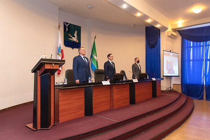 Олег Алексеев в ходе работы в регионе принял участие в заседании актива Марксовского муниципального района
