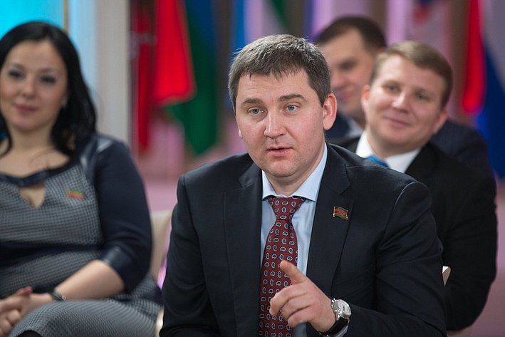 Члены палаты молодых законодателей на встрече с Председателем СФ В. Матвиенко