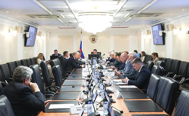 Заседание Комитета СФ по Регламенту и организации парламентской деятельности