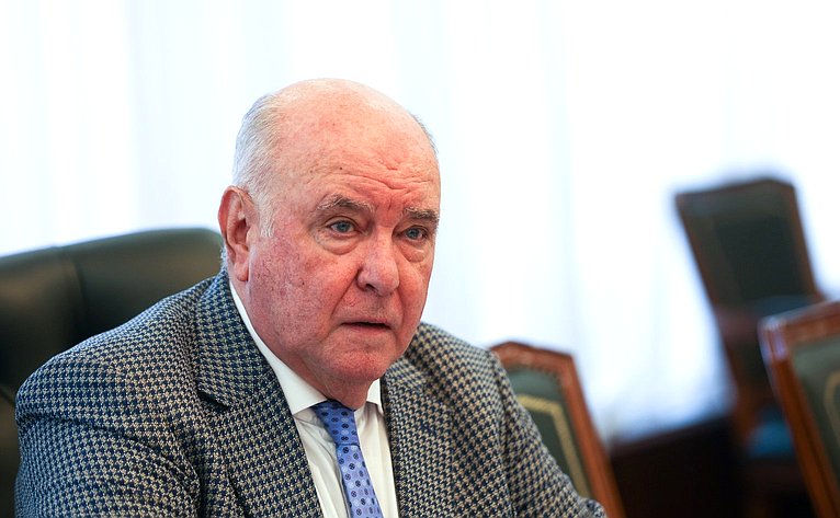 Григорий Карасин