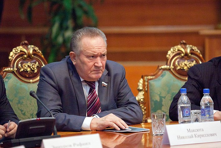 Визит делегации Совета Федерации во главе с Председателем СФ в Таджикистан Н. Максюта 9