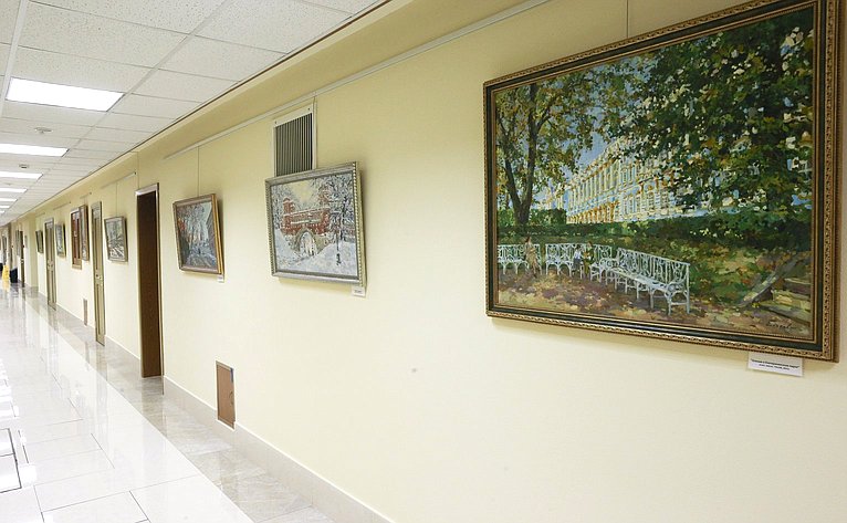 Открытие в Совете Федерации выставки работ Павла Еськова «Наследие великих зодчих»