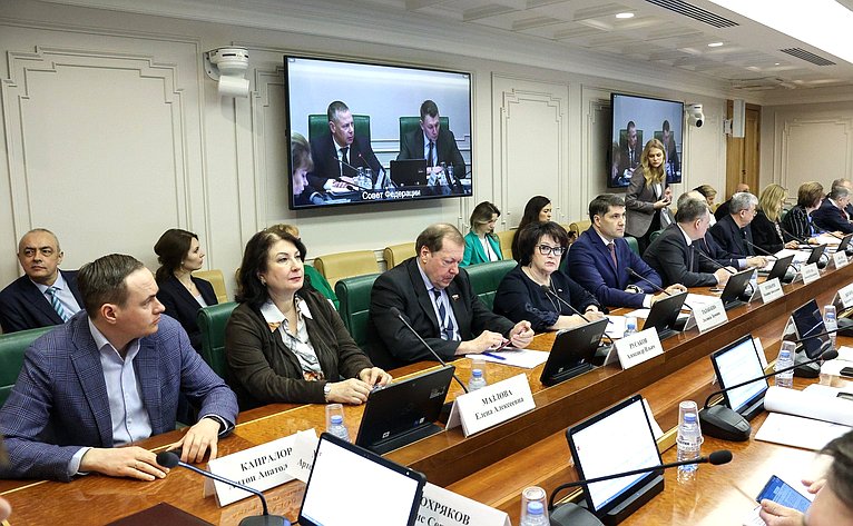 Расширенное заседание Комитета СФ по аграрно -продовольственной политике и природопользованию (в рамках Дней Ярославской области в СФ)