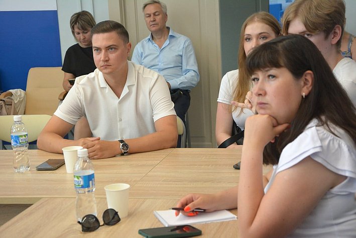 Николай Владимиров в Чувашии обсудил вопросы реализации молодежной политики и патриотического воспитания