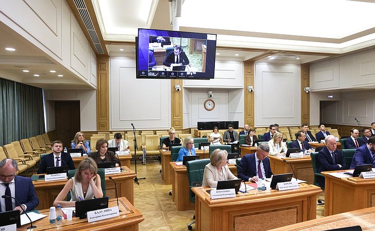 Круглый стол Комитета СФ по конституционному законодательству и государственному строительству «Регуляторная перезагрузка нотариата: основные подходы к актуализации законодательства Российской Федерации»