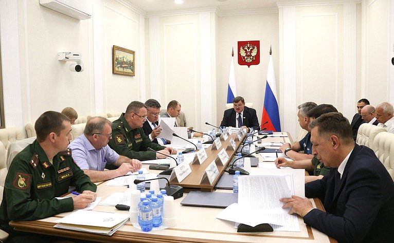 Совещание «Об участии Российской Федерации в деятельности по поддержанию или восстановлению международного мира и безопасности»
