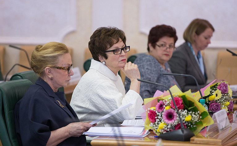 Расширенное заседание рабочей группы (комитета) Евразийского женского форума
