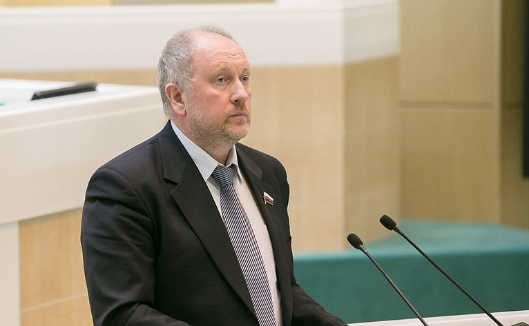 Рыбаков Сергей Евгеньевич выступил на 390-м заседании Совета Федерации