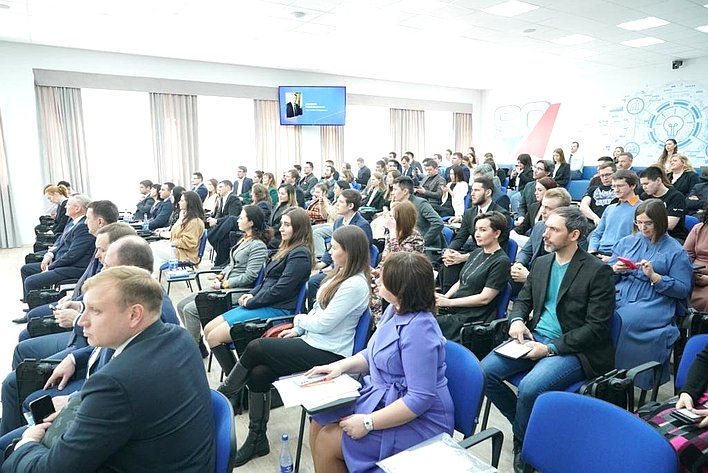 Лилия Гумерова провела в Уфе встречу с молодыми учеными, изобретателями и технологическими предпринимателями Евразийского научно-образовательного центра (НОЦ) мирового уровня