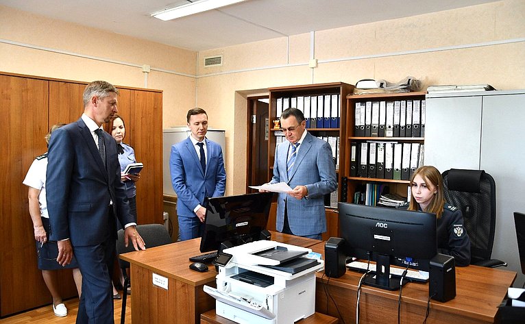 Николай Федоров посетил Управление Федеральной службы по ветеринарному и фитосанитарному надзору по Чувашской Республике и Ульяновской области
