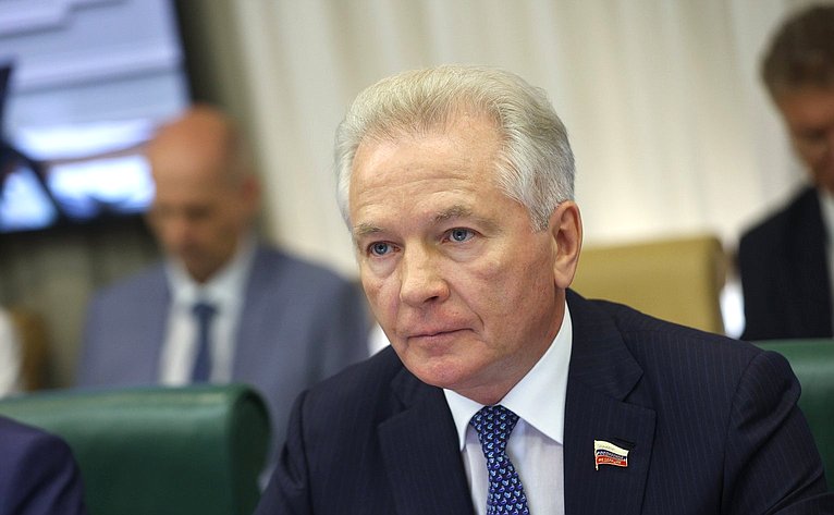 Валерий Пономарев