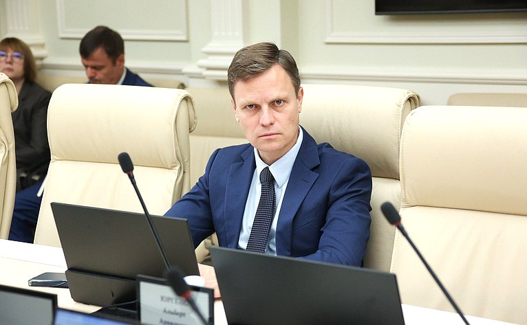 Расширенное заседание Комитета СФ по Регламенту и организации парламентской деятельности (в рамках дней Тульской области в Совете Федерации)