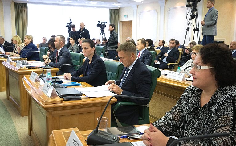 В Совете Федерации состоялось заседание Совета при Председателе СФ по взаимодействию с институтами гражданского общества