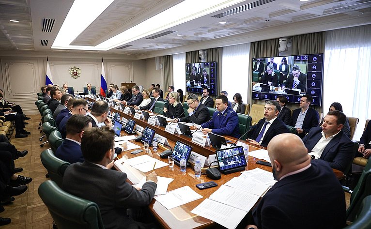 Круглый стол Комитета Совета Федерации по экономической политике «Законодательное регулирование деятельности маркетплейсов»