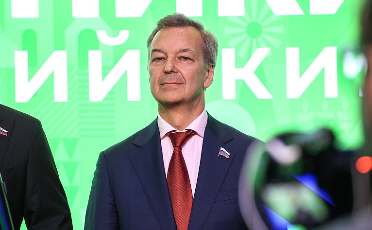Андрей Яцкин