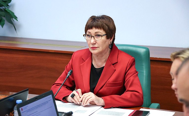 Елена Перминова