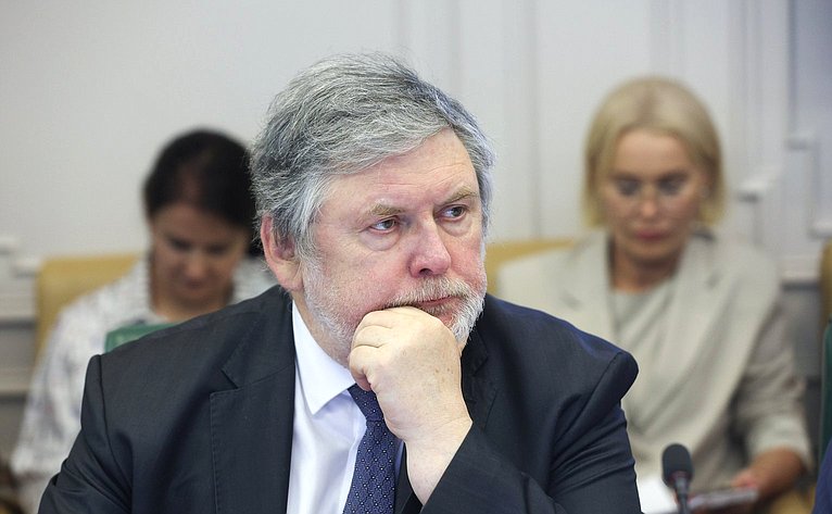 Расширенное заседание Комитета СФ по международным делам «О международных и внешнеэкономических связях Саратовской области» (в рамках Дней Саратовской области в Совете Федерации)