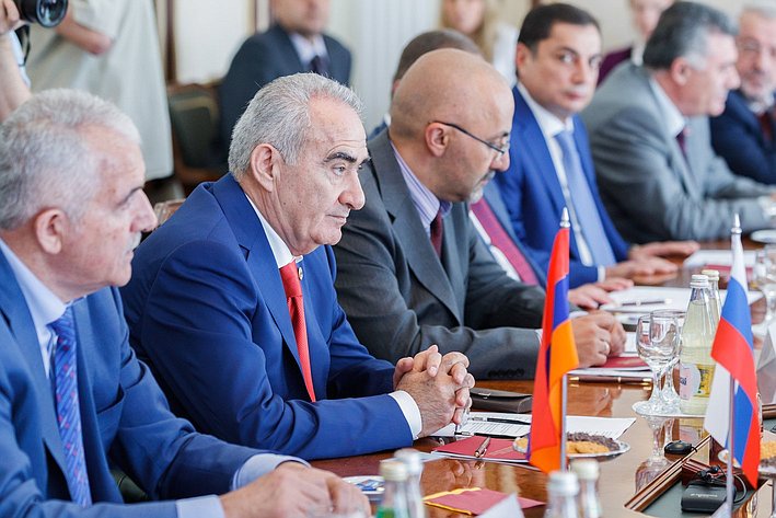 Встреча с делегацией Армении-1