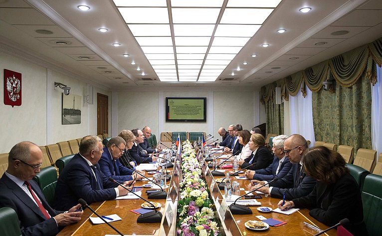 Встреча А. Башкина с заместителем Председателя Сената Парламента Чешской Республики М. Горской