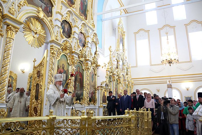 Г. Савинов принял участие в празднике Вознесения Господня и освящении Спасо-Вознесенского кафедрального Собора