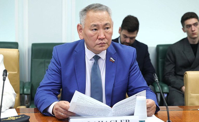 Сахамин Афанасьев