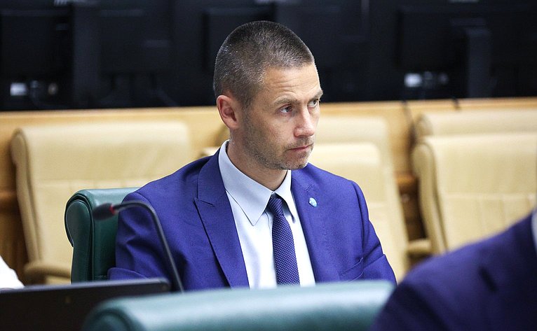 Заседание Совета по вопросам агропромышленного комплекса и природопользования при Совете Федерации на тему «Проблемы реализации новых механизмов использования и охраны земель сельскохозяйственного назначения»