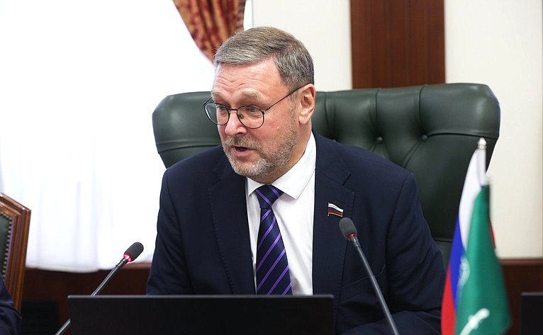 Константин Косачев