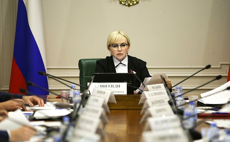 Круглый стол на тему «Судебно-экспертная деятельность в Российской Федерации: проблемы и пути решения»