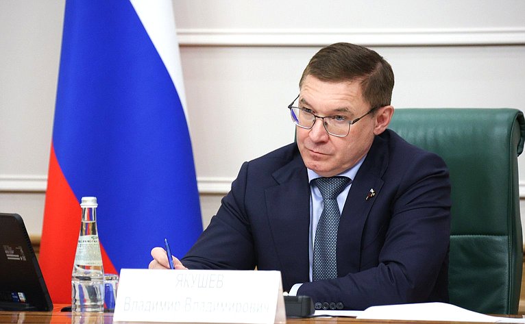 Владимир Якушев