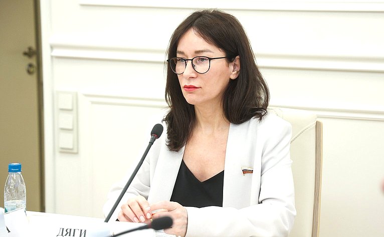 Елена Дягилева