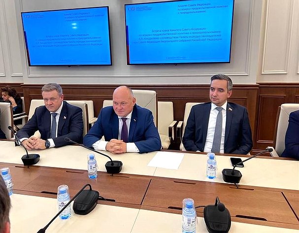 Алексей Кондратенко провел ежегодную встречу с представителями Совета молодых депутатов Кубани