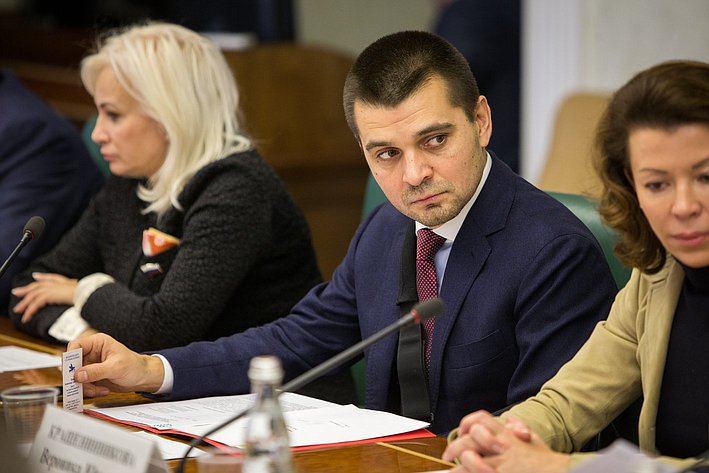 Мамедов Заседание Комитета общественной поддержки жителей Юго-Востока Украины