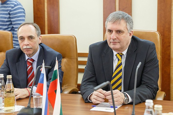 Константин Косачев провел встречу с вице-премьером Болгарии Ивайло Калфиным