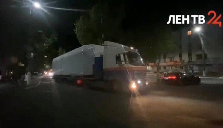 Сергей Перминов высоко оценил документальный фильм специального корреспондента телеканала «ЛенТВ24» о помощи Ленинградской области Енакиево ДНР