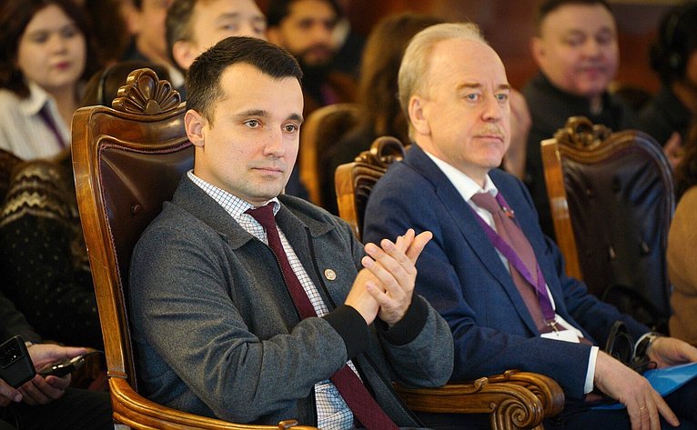 Александр Терентьев принял участие в работе II Молодежного научного конгресса стран Организации исламского сотрудничества (ОИС), открывшегося в Казани
